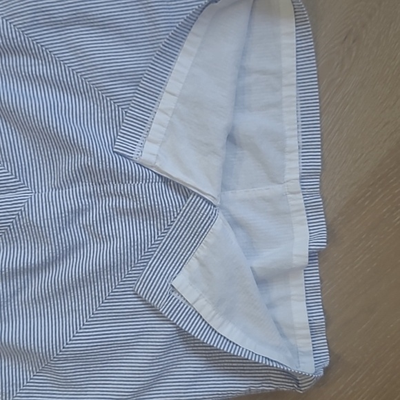 J. McLaughlin SeerSucker Mini Skirt Women's sz 8 100% Cotton Blue/White Stripe - Picture 4 of 9